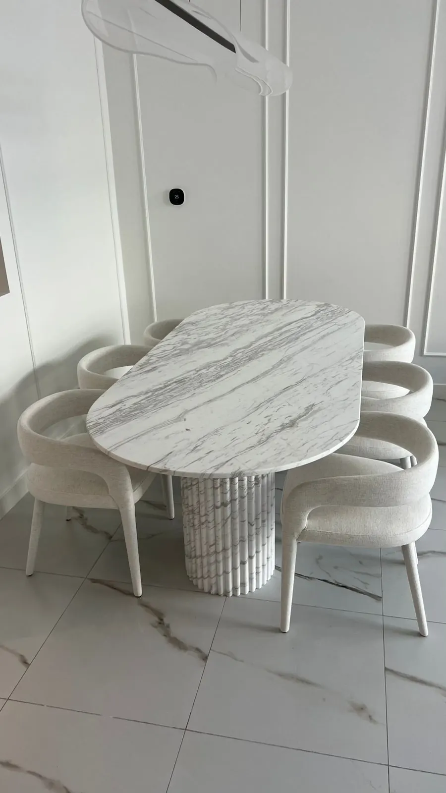 Dining area with a marble table, Wadi Al Safa 3